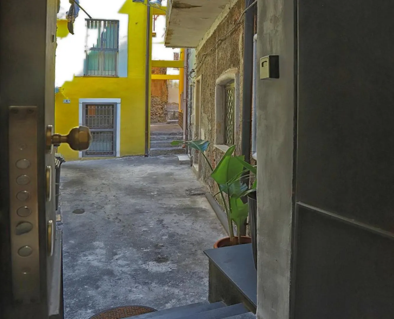 Vicolo 4 Apartment Aeroporto di Catania Fontana Rossa